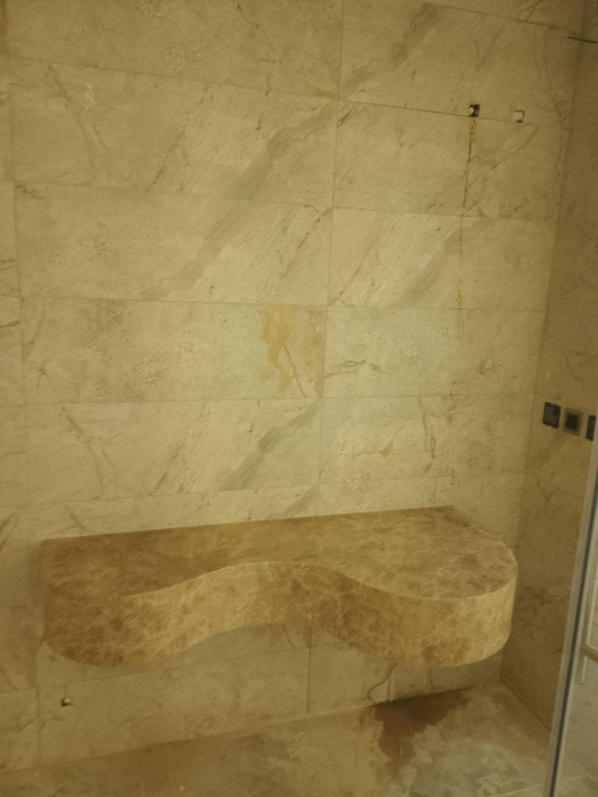 مبلط يمني ترميم لياسه دهانات خارجيه ودخليه