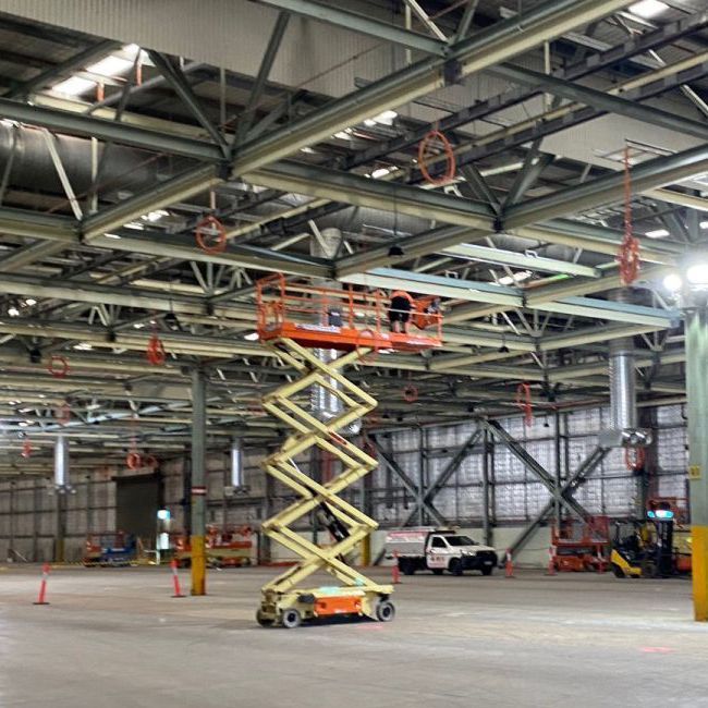 سيزرلفت للايجار مانلفت للايجار رافعة عمال للايجار