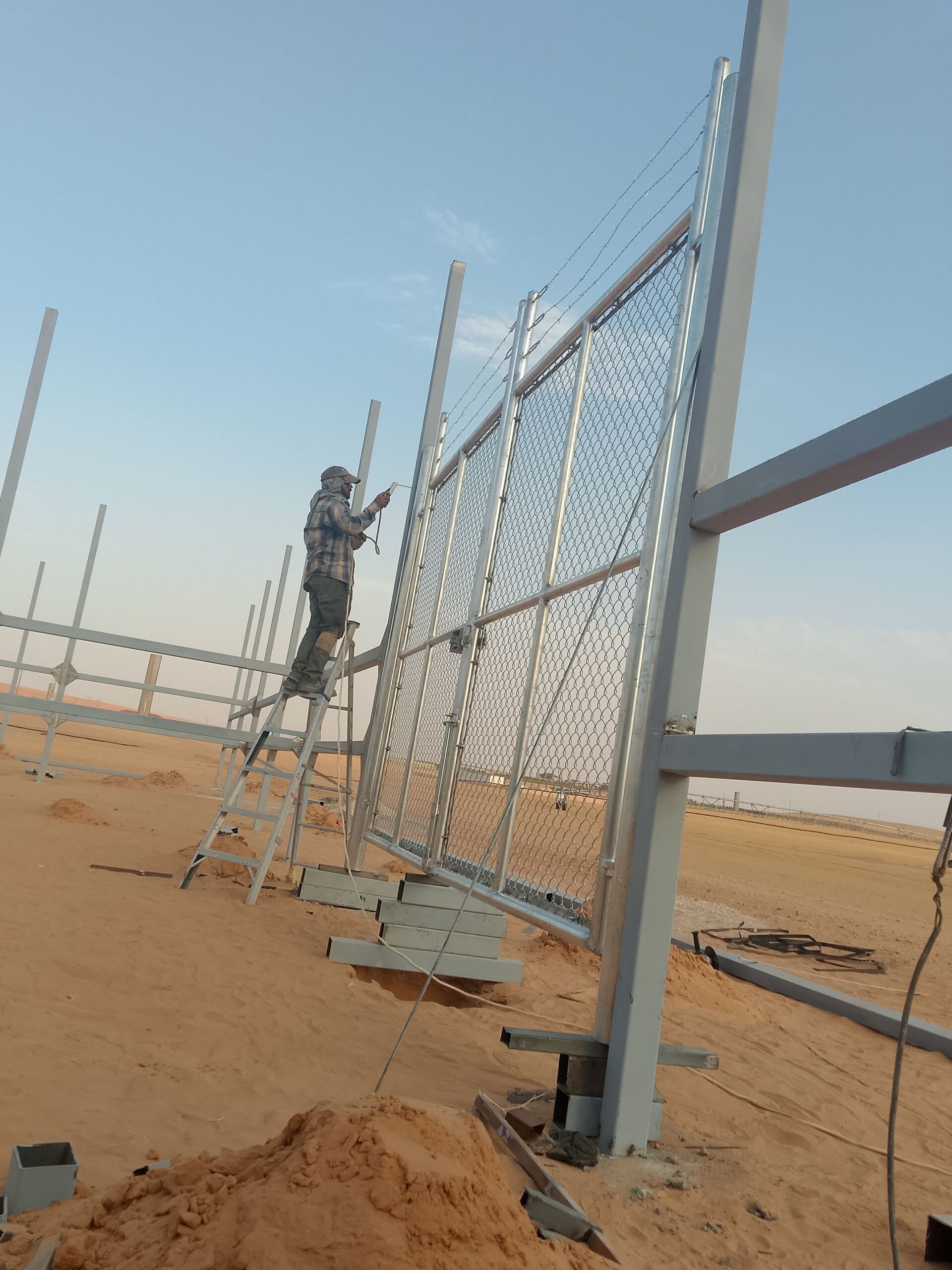 بتوريد وتركيب جميع انواع شبوك