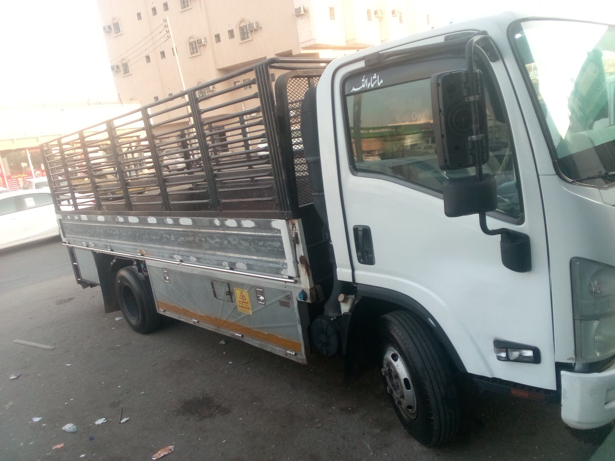 دينا 5 متر نقل عفش نقل اثاث و كل متحتاج