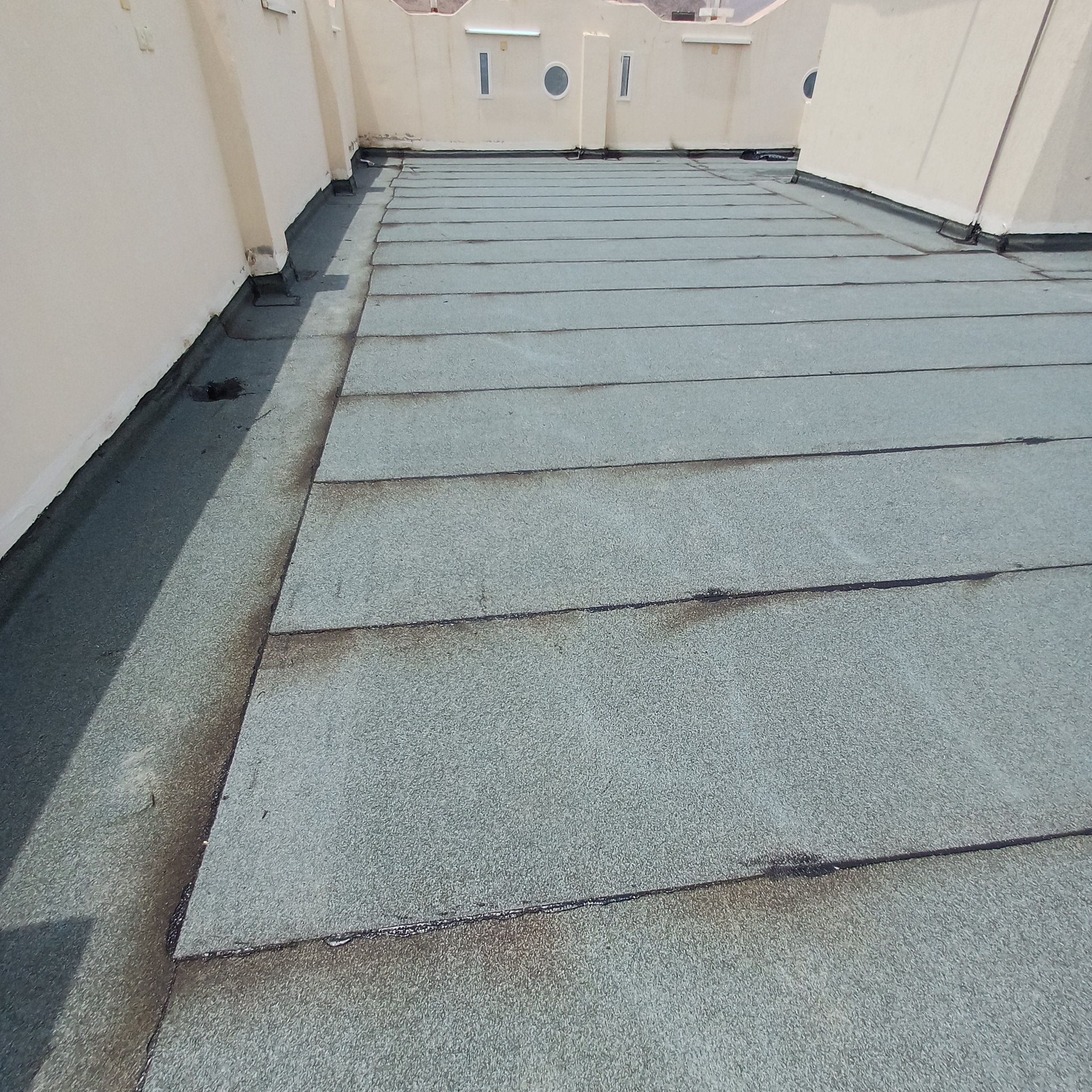 معلم عازل الحراري والعازل المائي