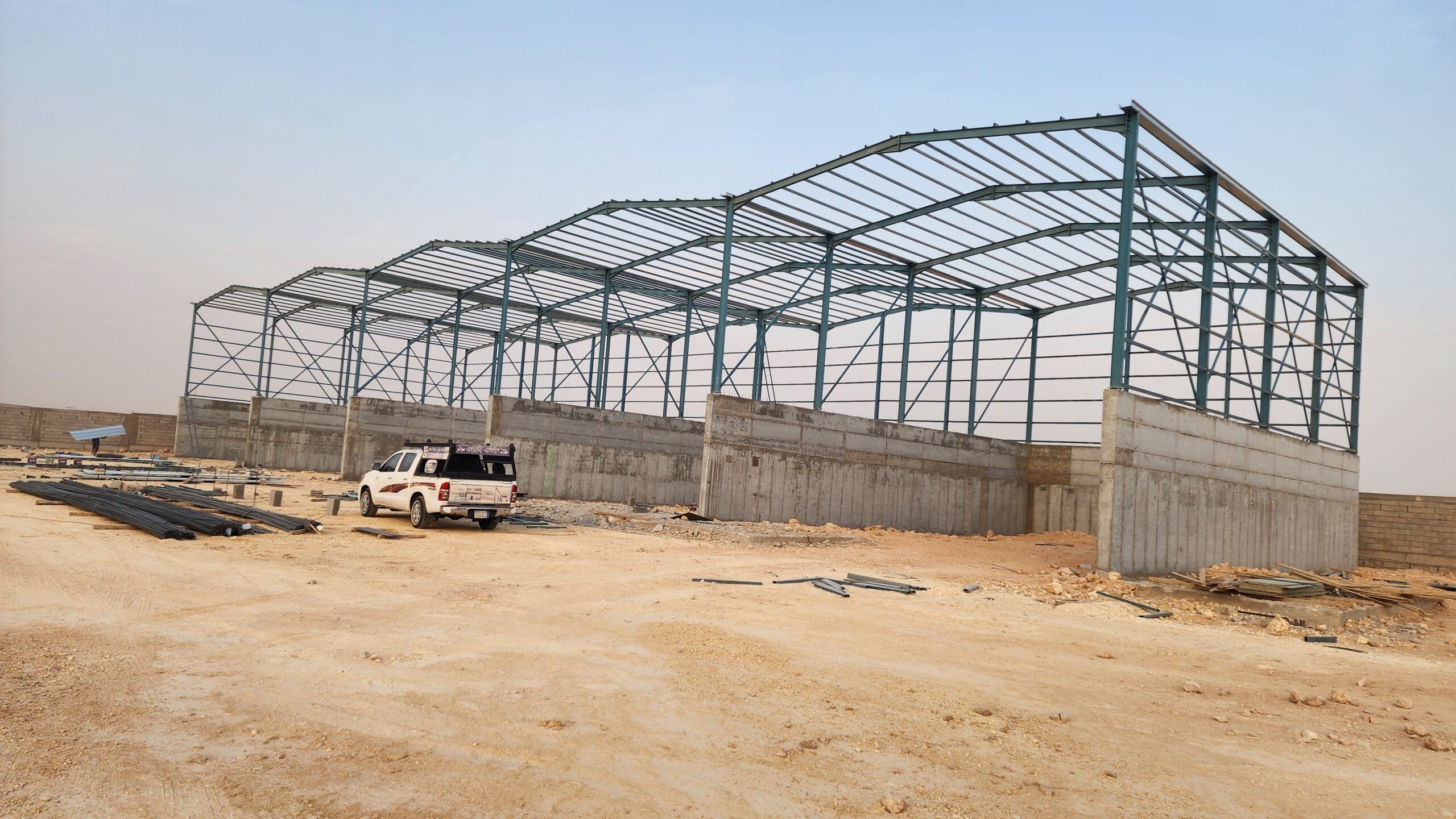 حداد مضلات وسواتر برجولات هناجر