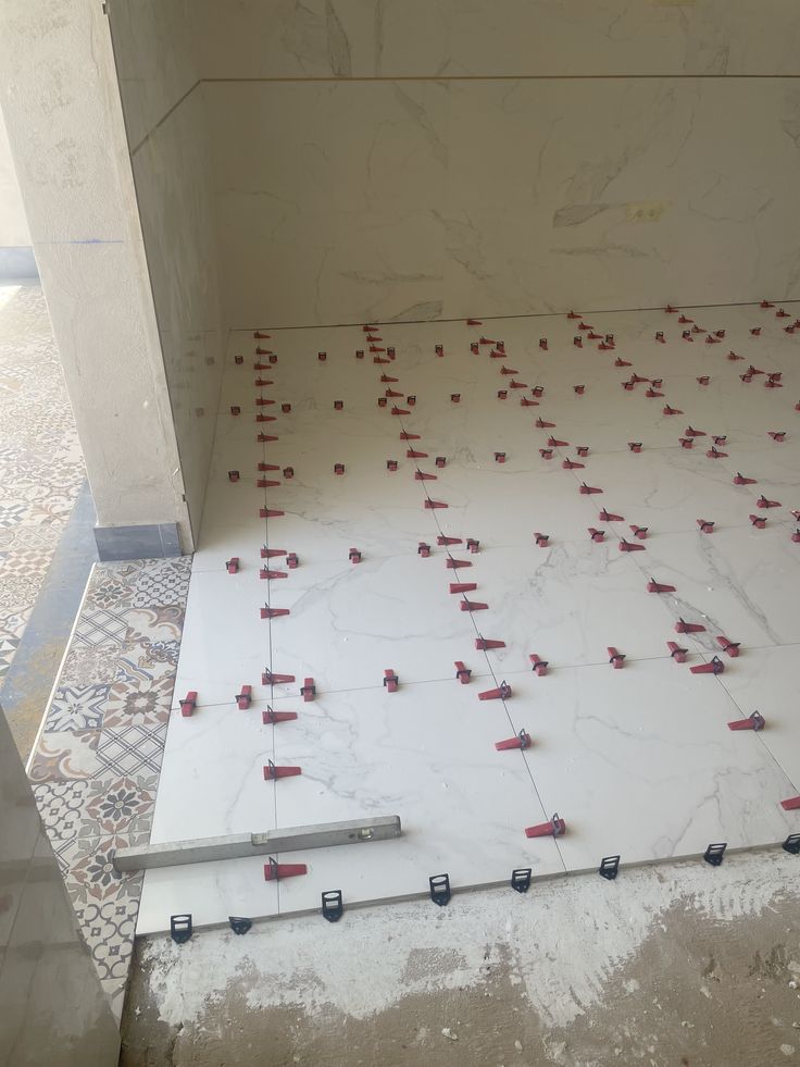 مقاول تكسير وترميم بلاط وديكور