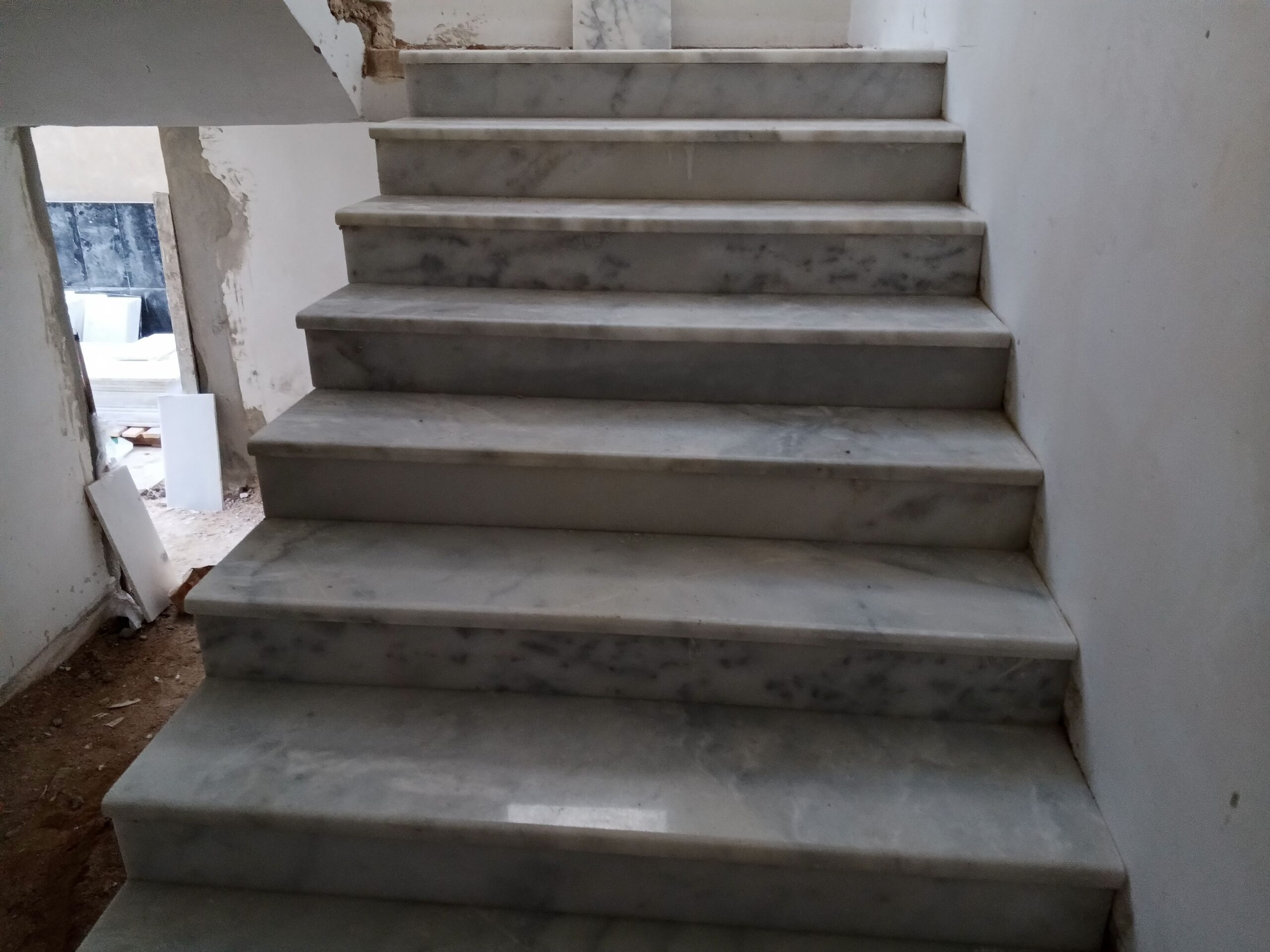 ساندوتش بانل بناء ملاحق سندوتش بنل مظلات وسواتر بر