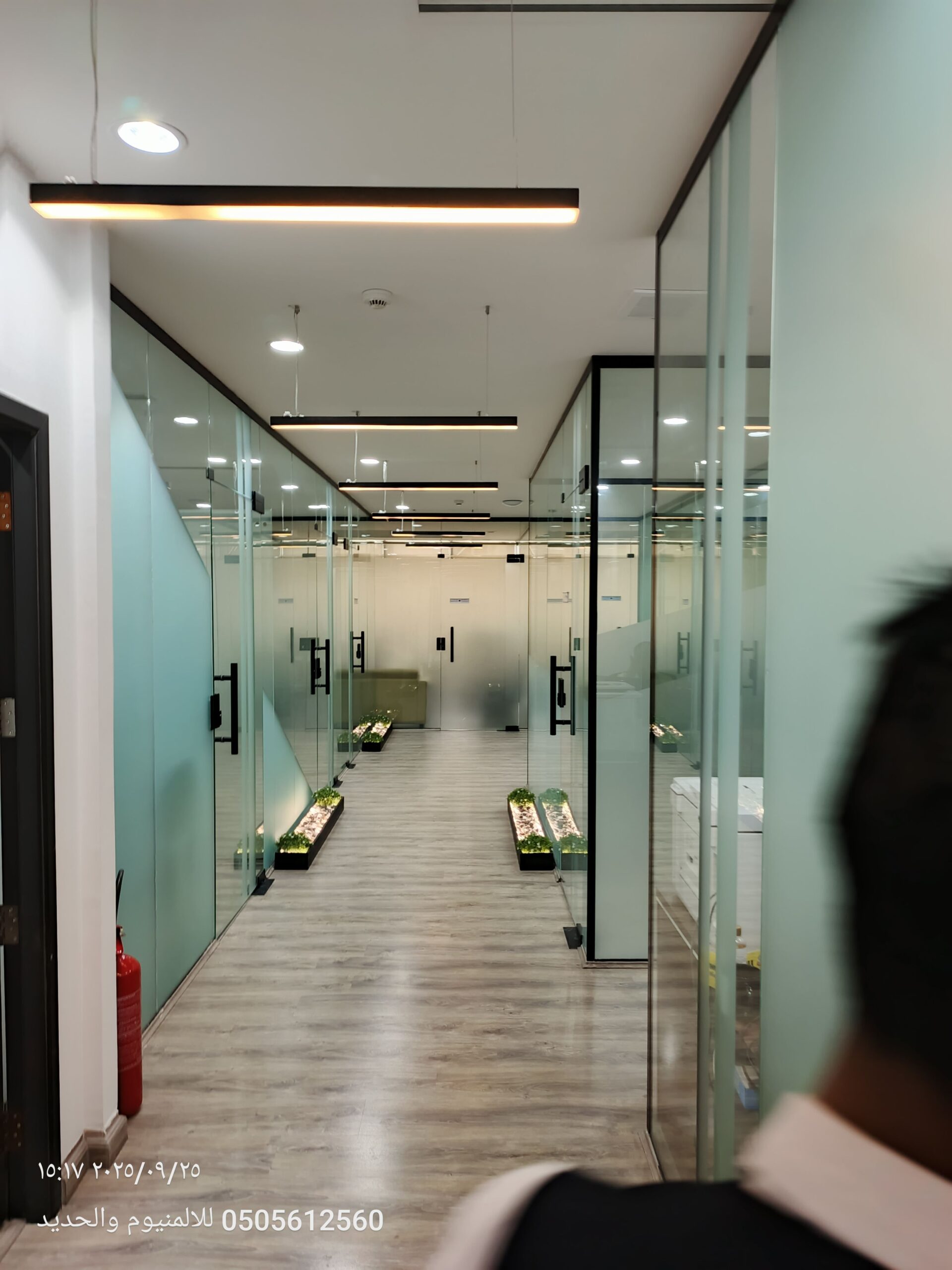 زجاج مكاتب شورات بلكونات دربزيم