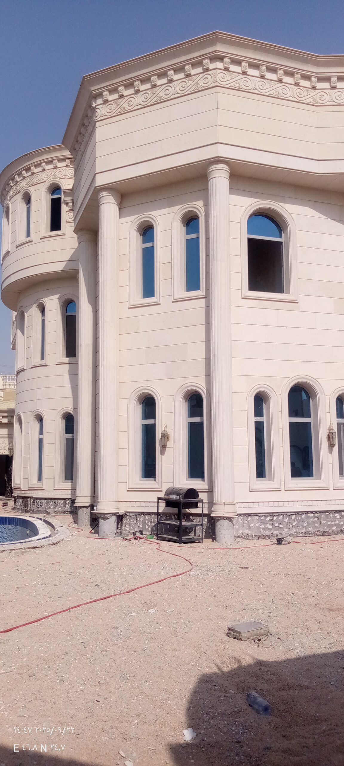 مقاول بناء عام