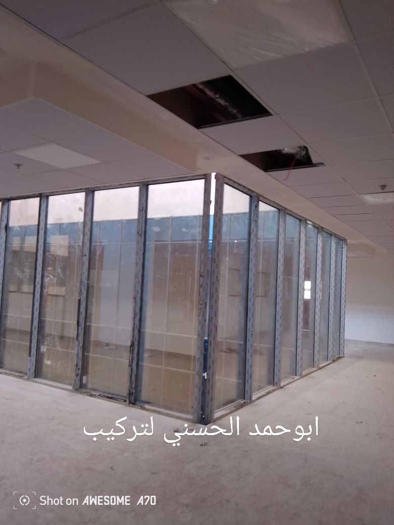 تركيب زجاج سكريت وتركيب مكاتب ومرايا