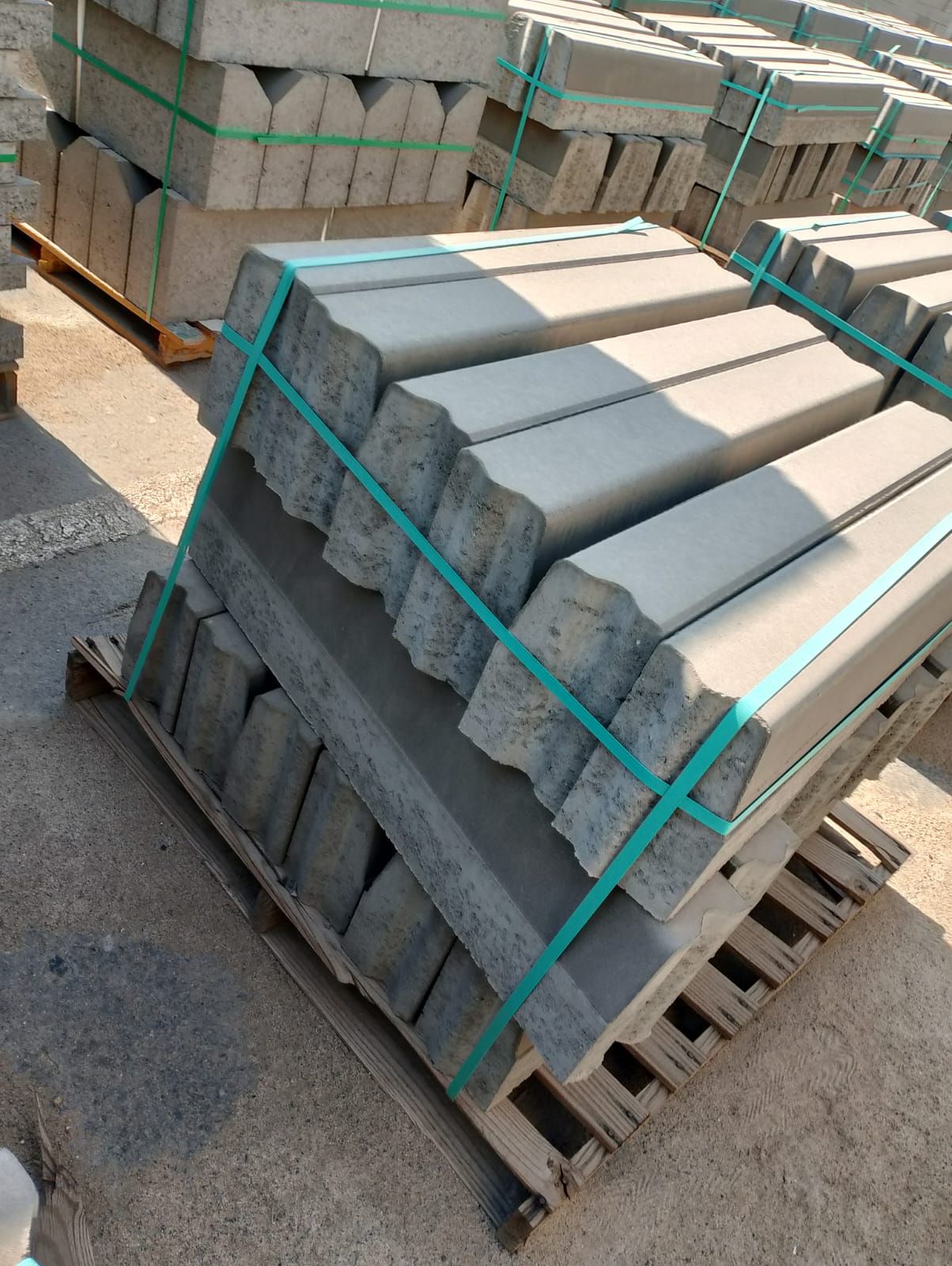 جده اي مكان بعون الله متواجدين ولو خارج جده لا تشي