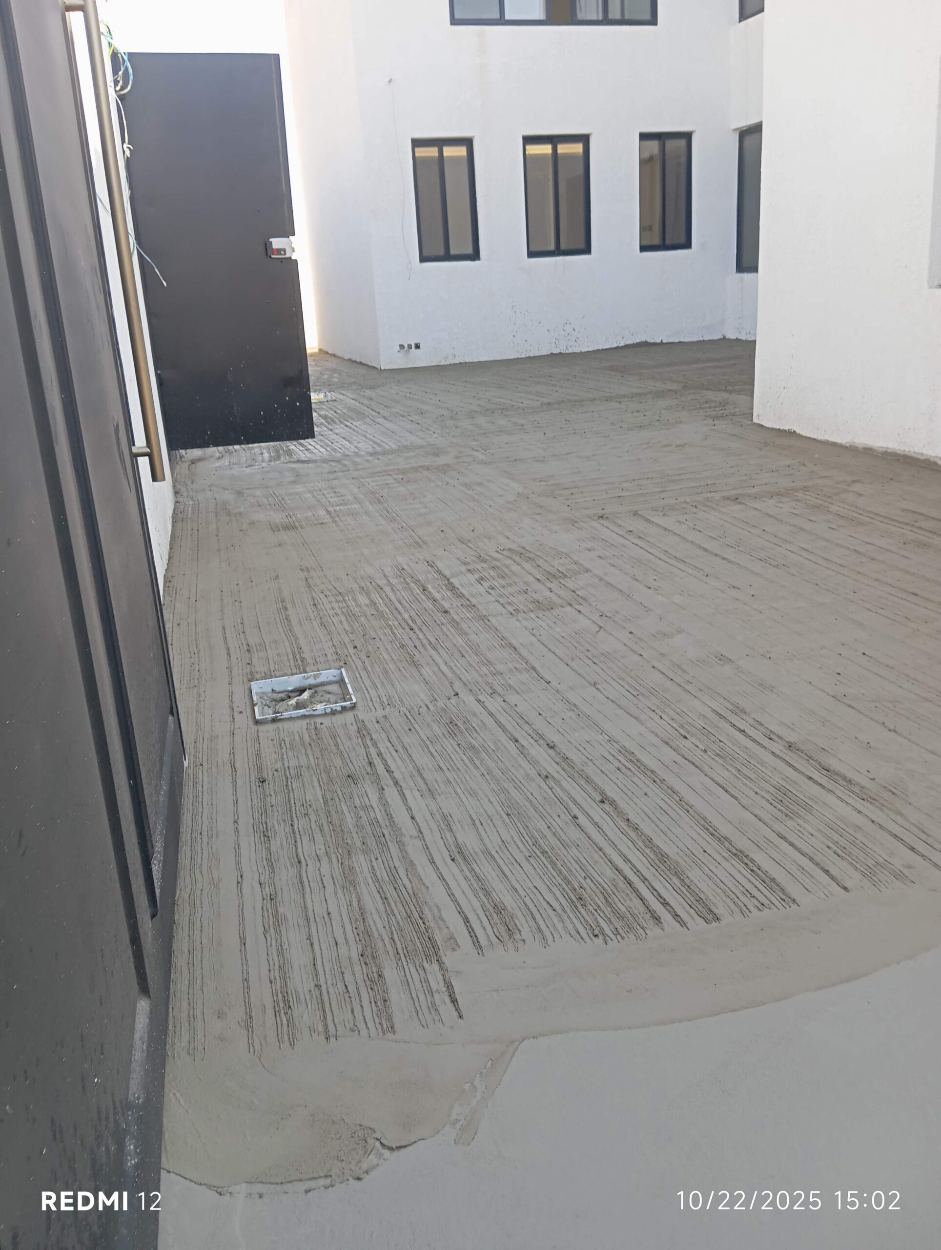 صبه مروحة ميول ،صبه نظافه برسلان سرامىك داخل غرف و