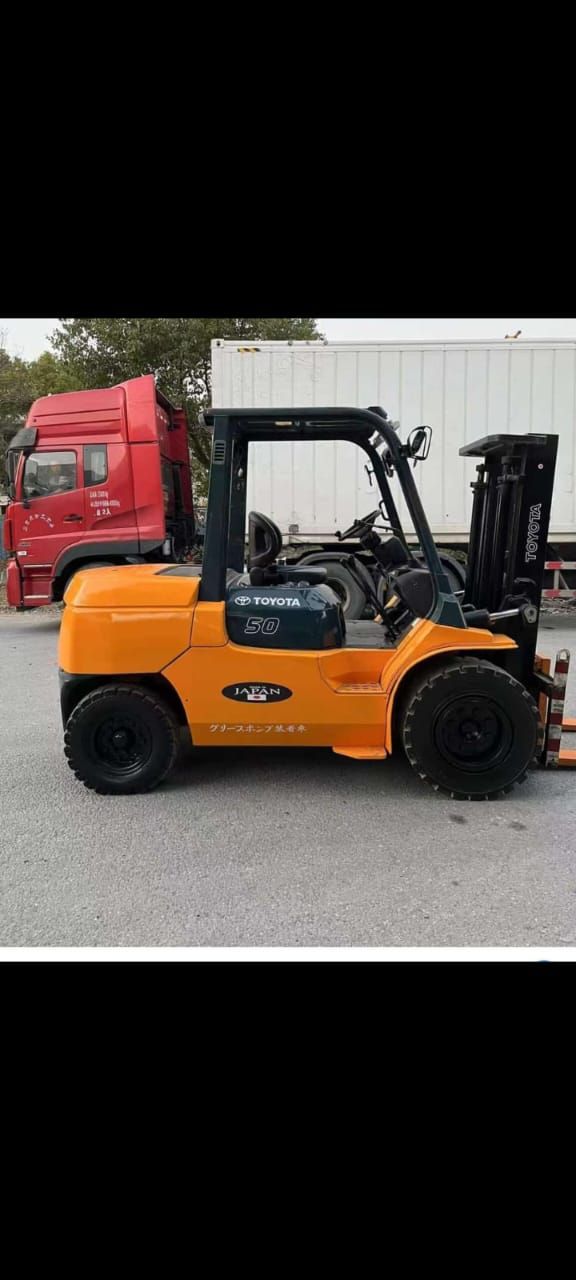 تاجير رافعات شوكية