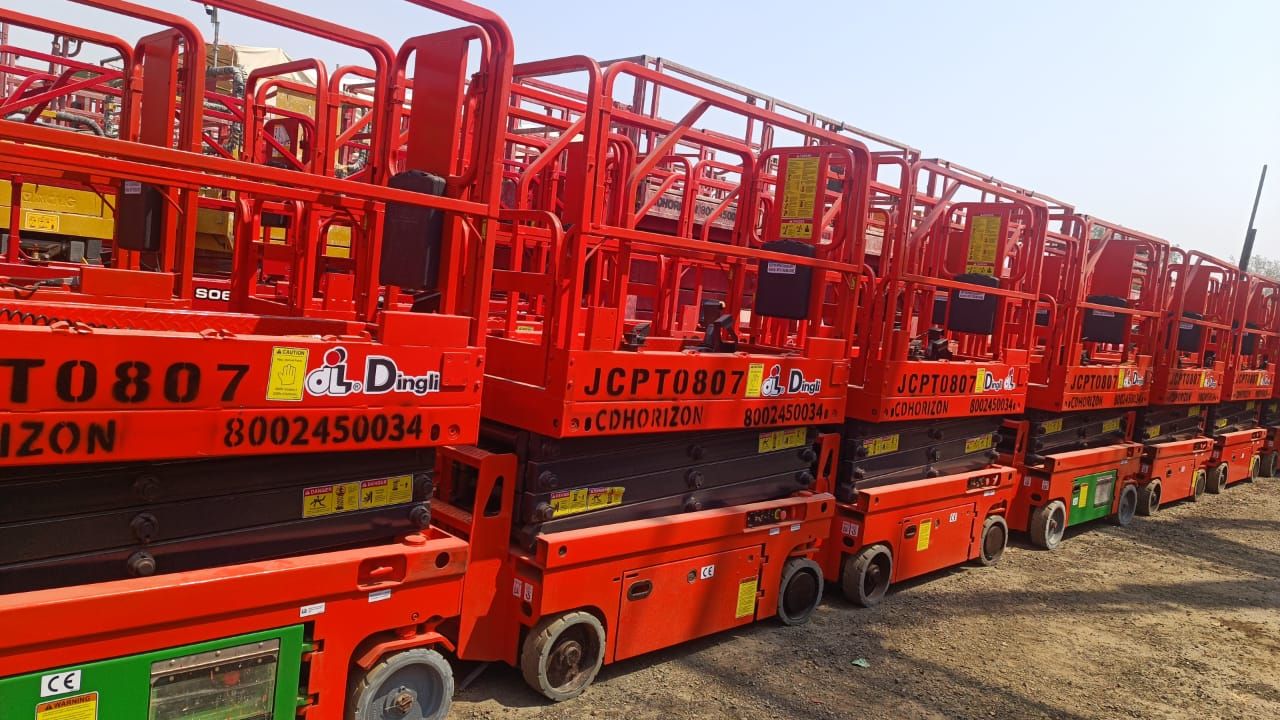 متوفر سيزرات لفت 12متر للايجار في جده مكه المكرمة