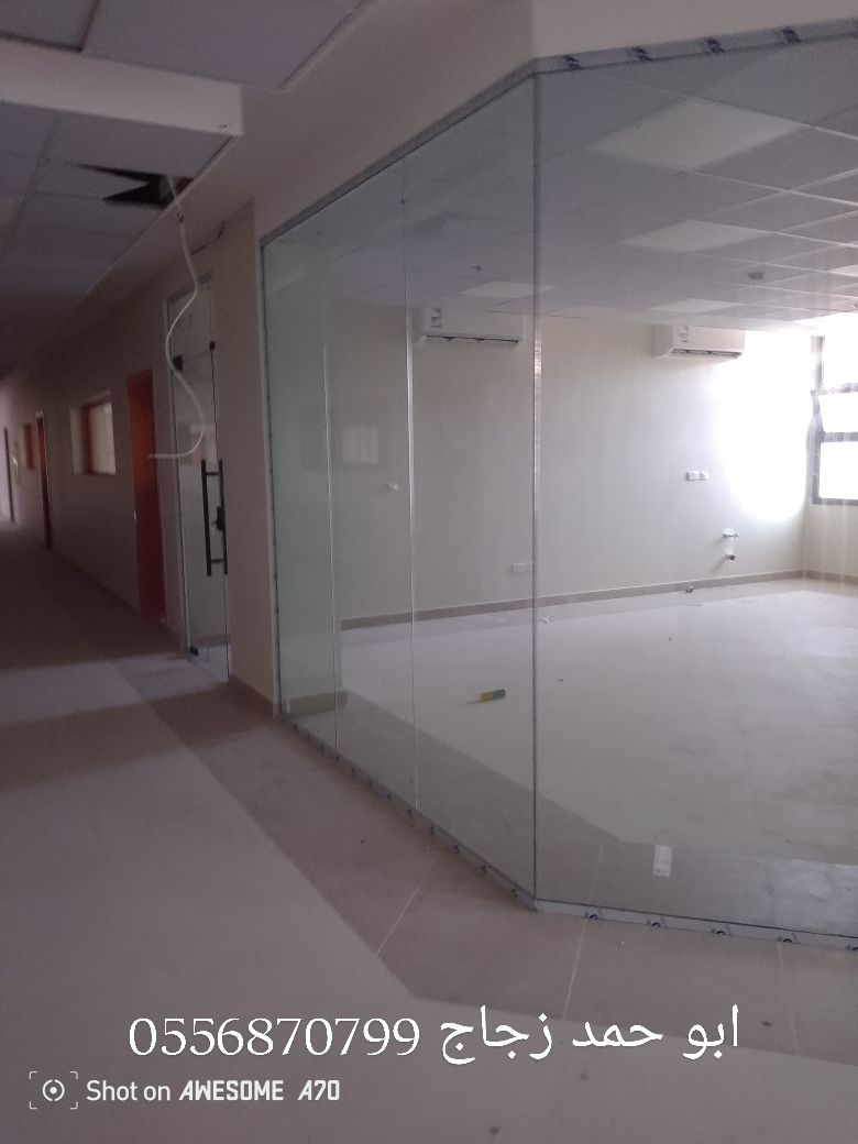 تركيب زجاج سكريت تركيب مكاتب وصيانة الرياض الصناعي