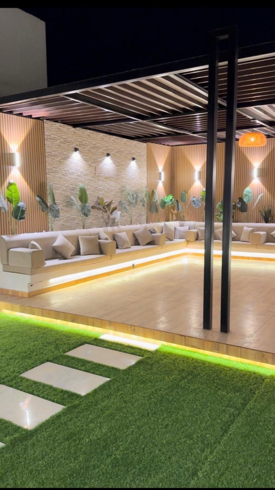 مضلات ديكورات