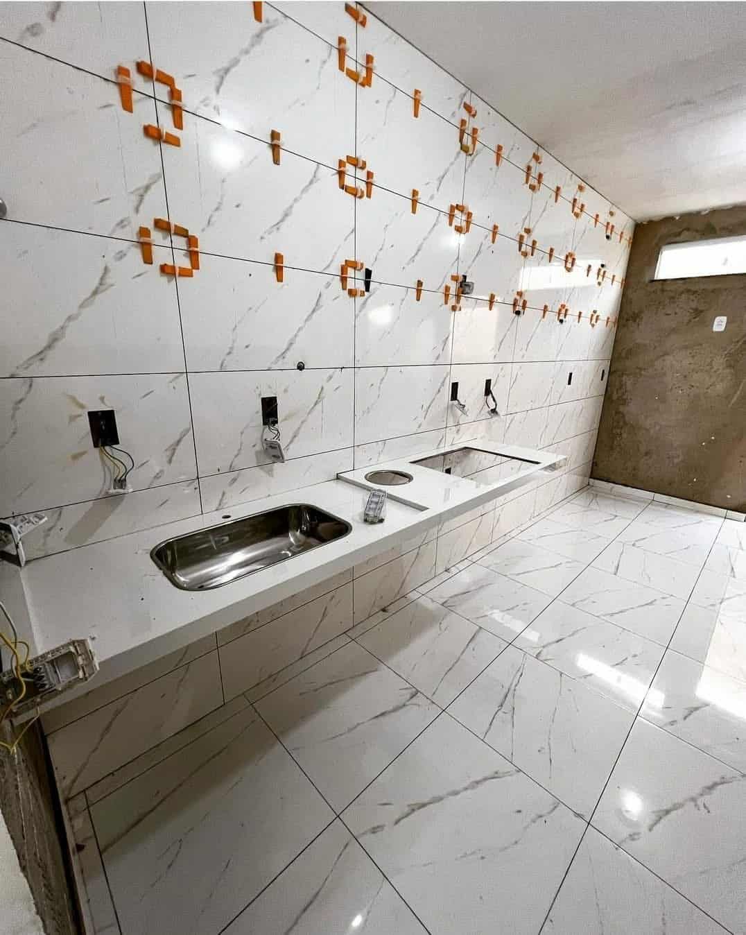 مبلط يمني ترميم لياسه دهانات خارجيه ودخليه