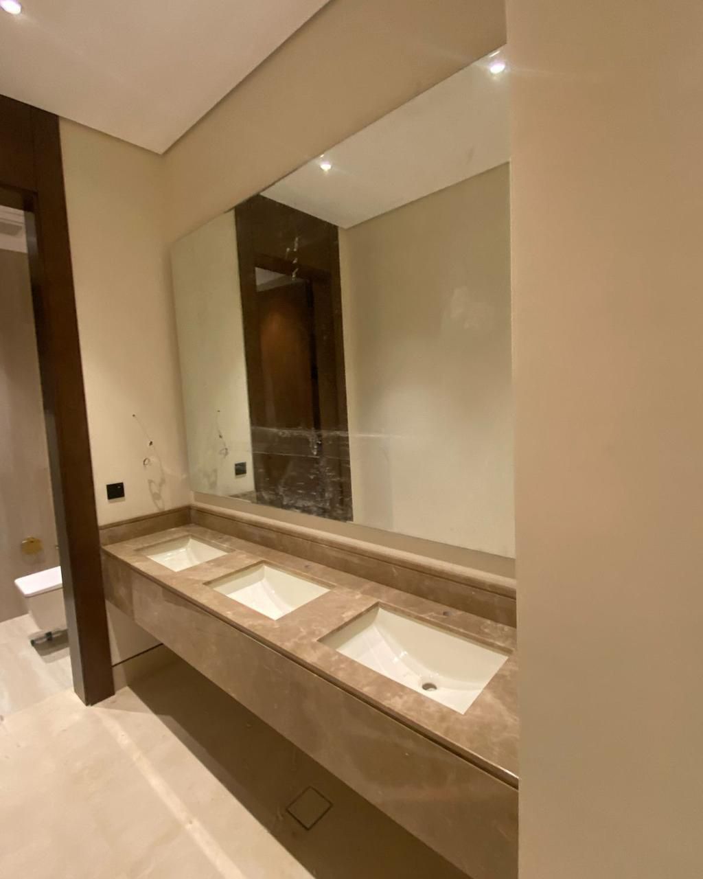 رخام طبيعي صناعي