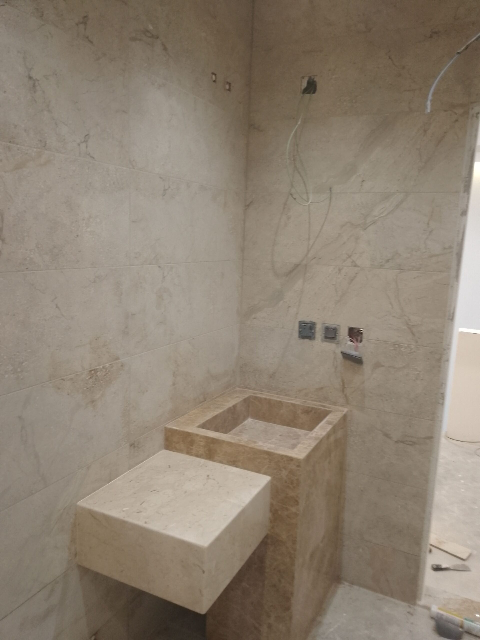 مبلط يمني ترميم لياسه دهانات خارجيه ودخليه