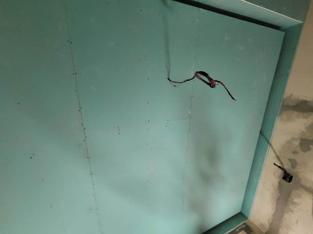 معلم جبس بورد وسمنت بورد وجبس مستعار وجميع أنواع ا