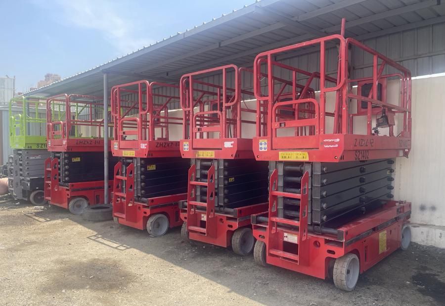 رافعة مقصية (سيزر لفت) للايجار! متوفرة مع أبو فهد