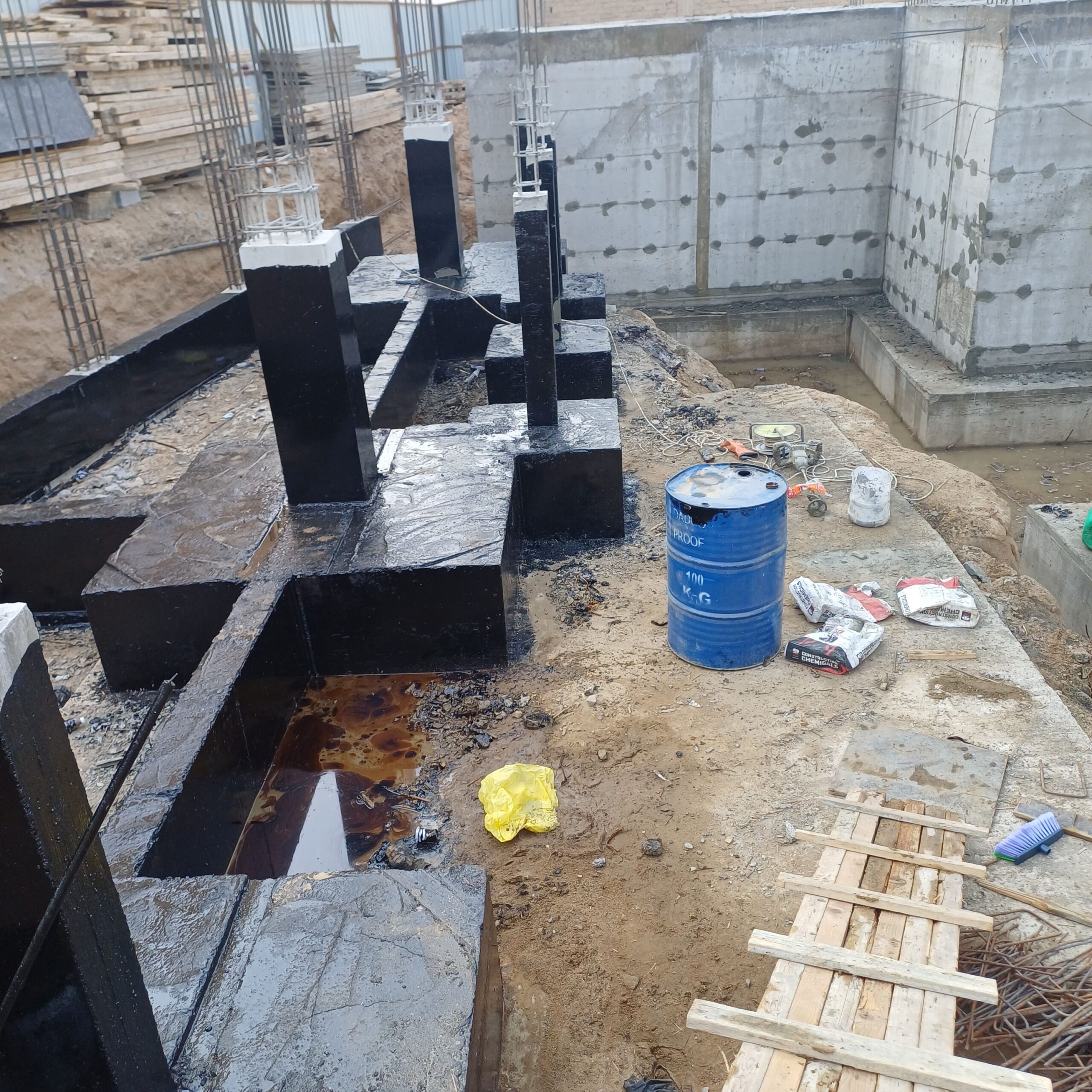 معلم عازل الحراري والعازل المائي