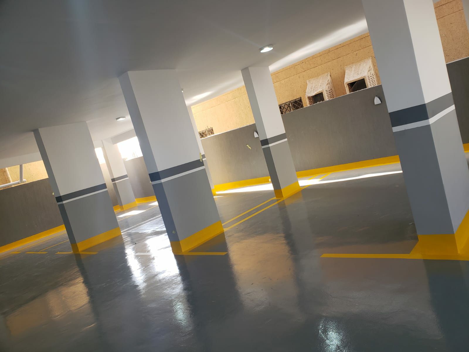 ابو فهد معلم عوازل