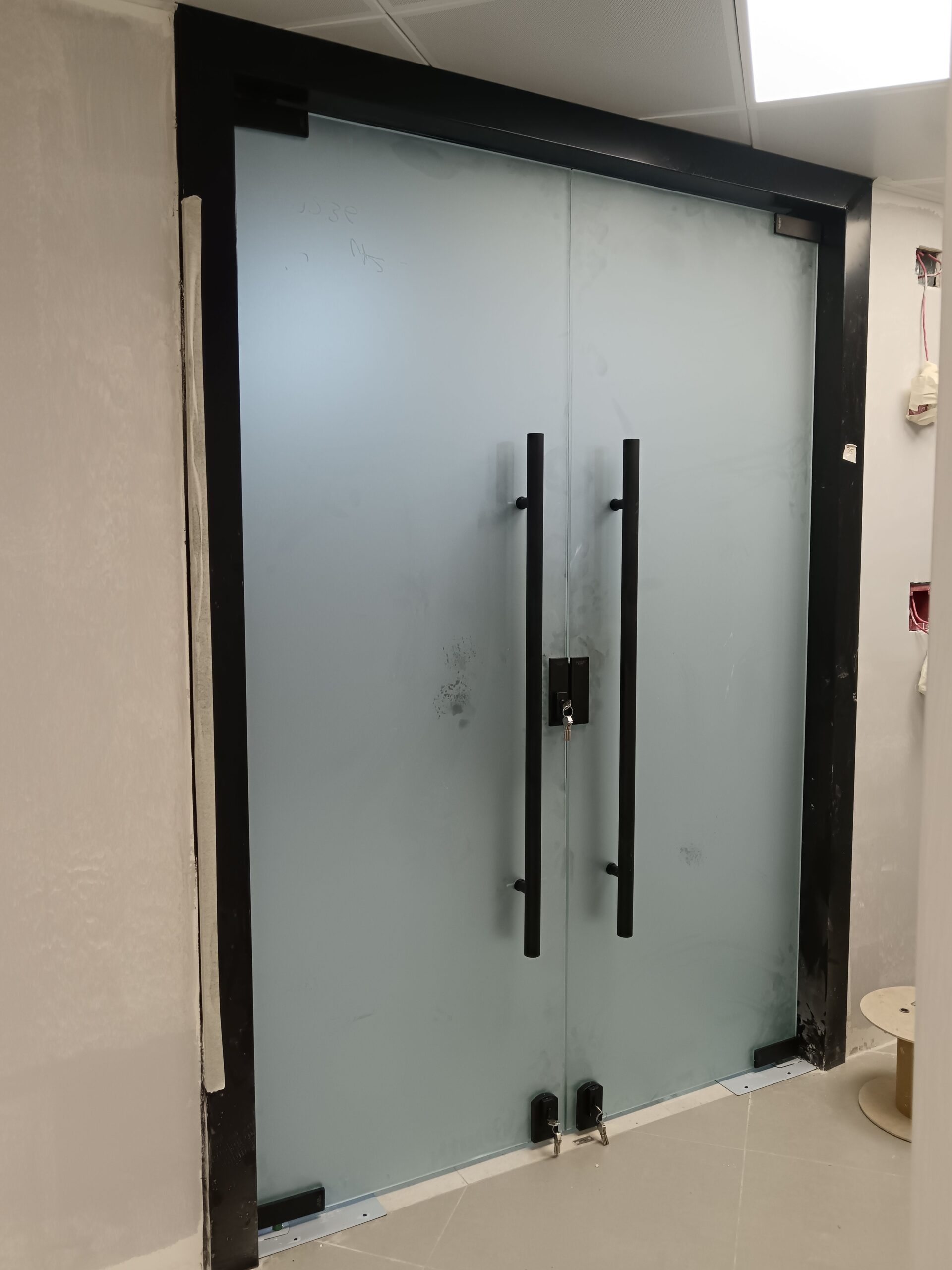 زجاج سكريت الدمام ومرايات