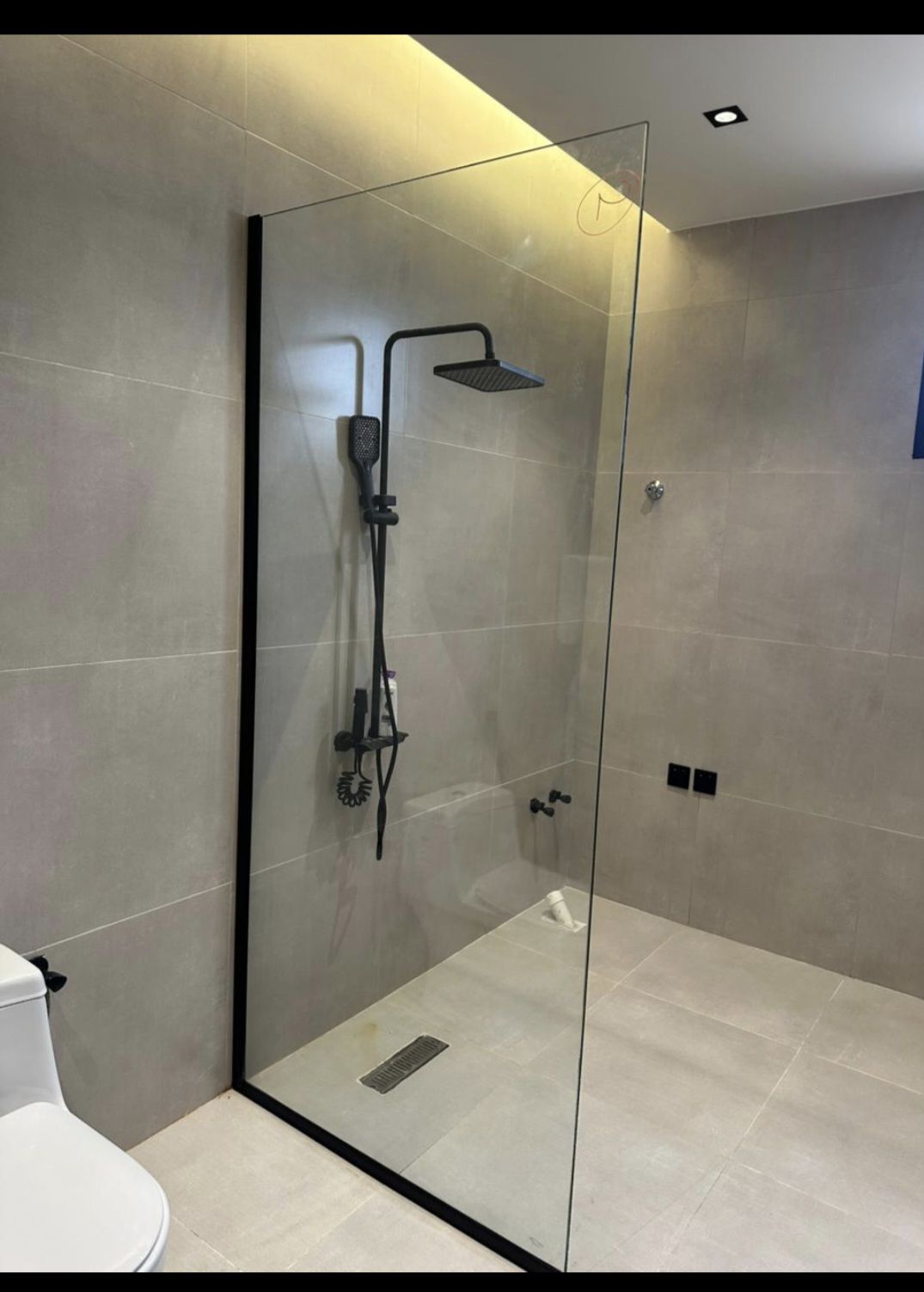 زجاج سكريت ابو نصار ..خميس مشيط