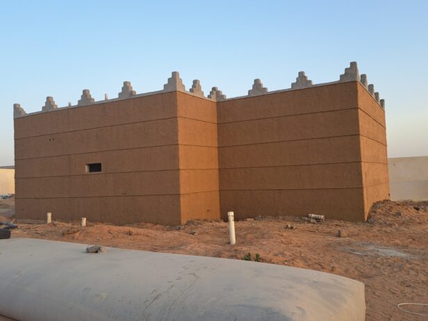 نشتغل جميع أعمال التراثية بنيان المجالس والمساجد و
