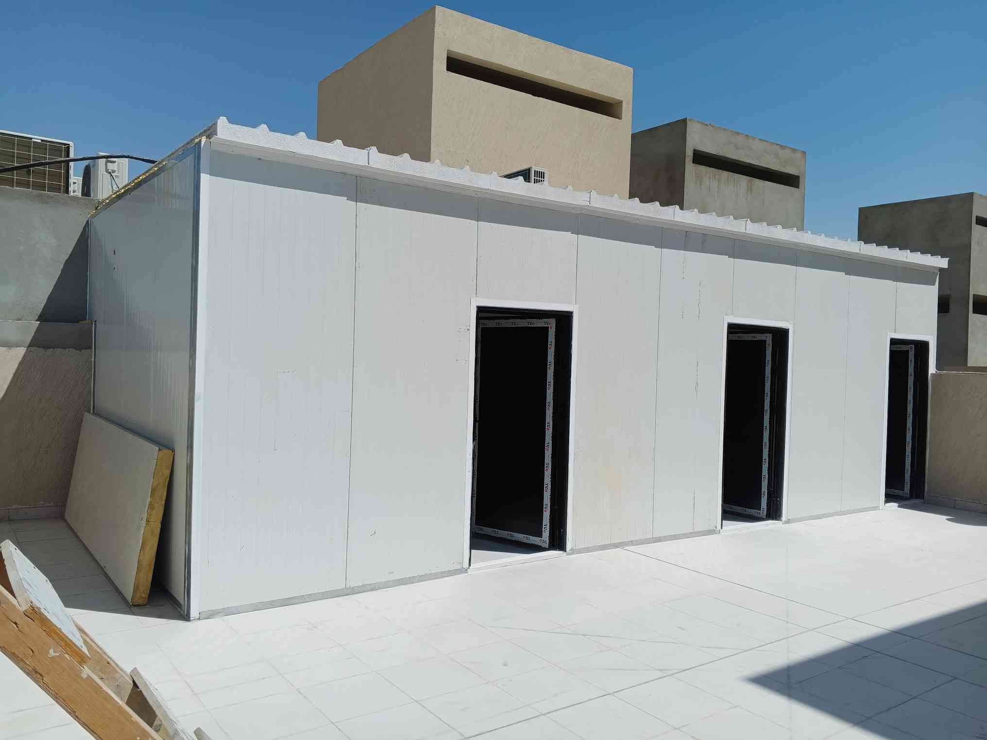 ساندوتش بانل بناء ملاحق سندوتش بنل مظلات وسواتر بر