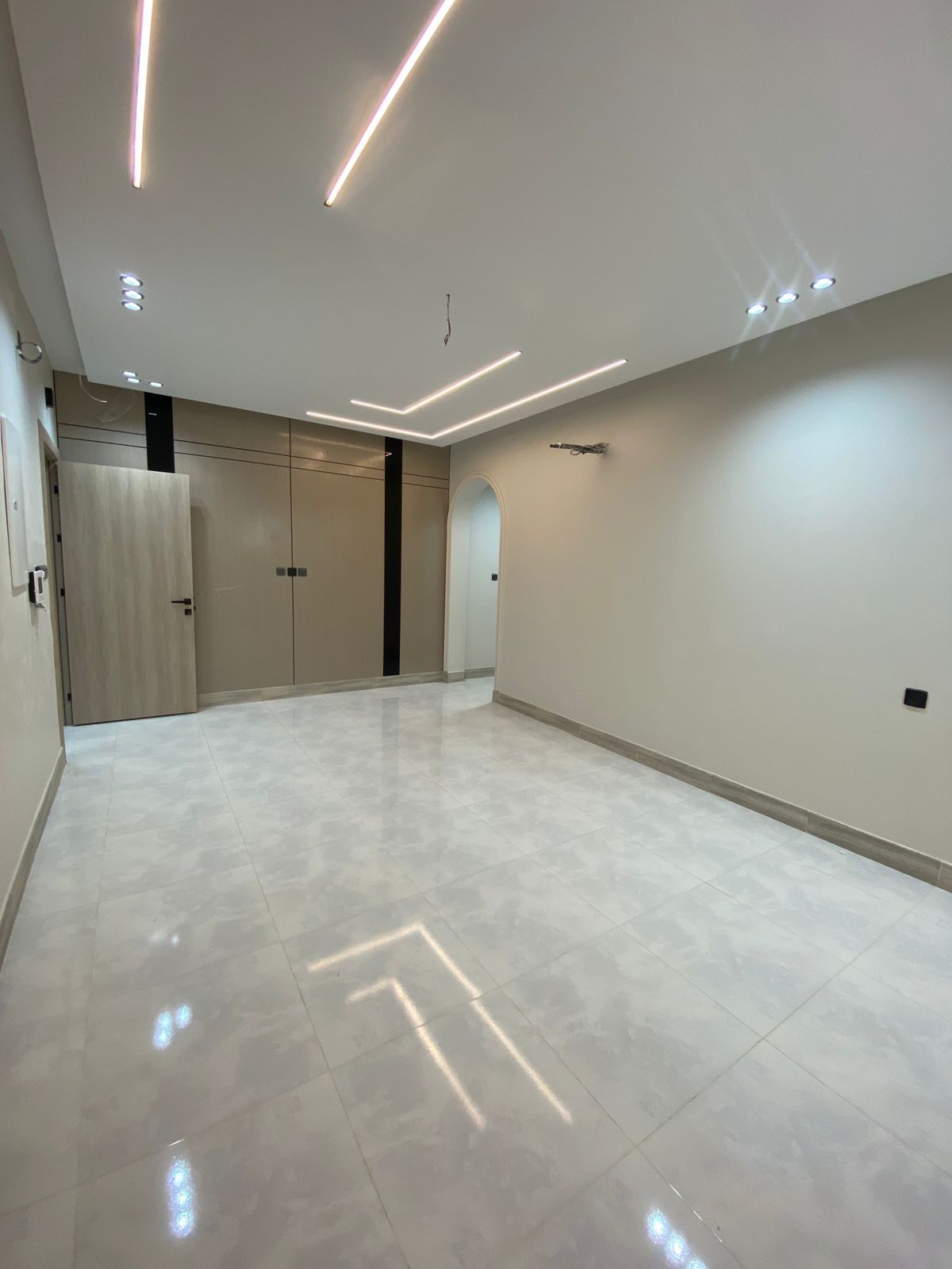 2500ريال 5غرف جديده ما سكانت شهري