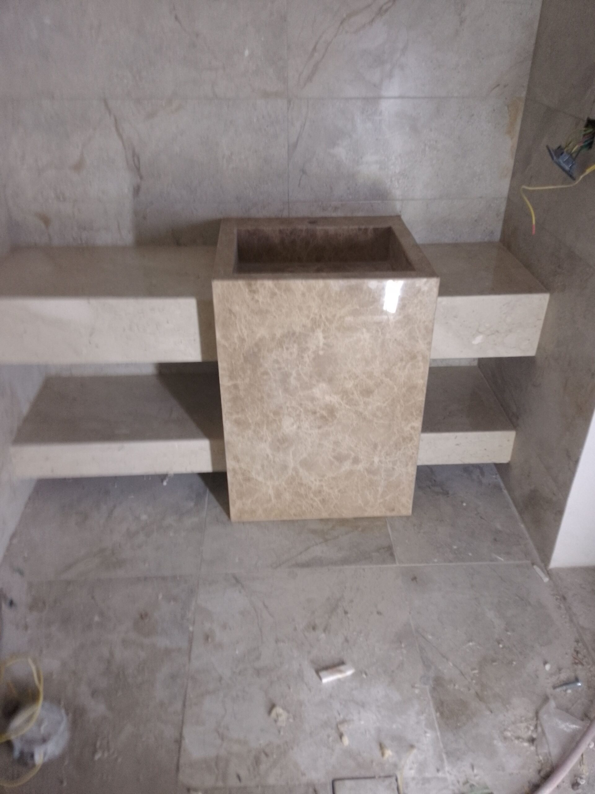 مبلط يمني ترميم لياسه دهانات خارجيه ودخليه