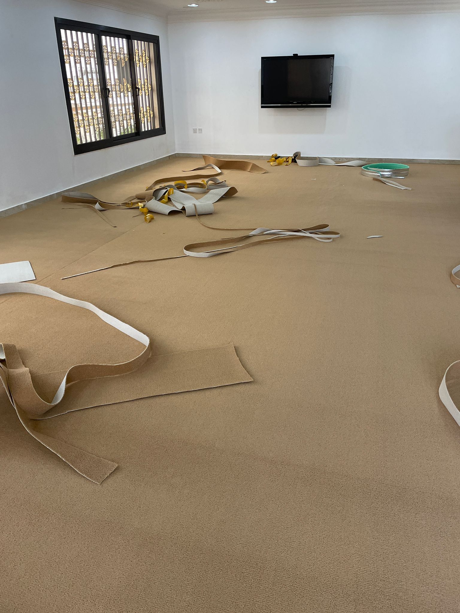 بيع وتركب جميع انواع السجاد اسعار جمله الكويت