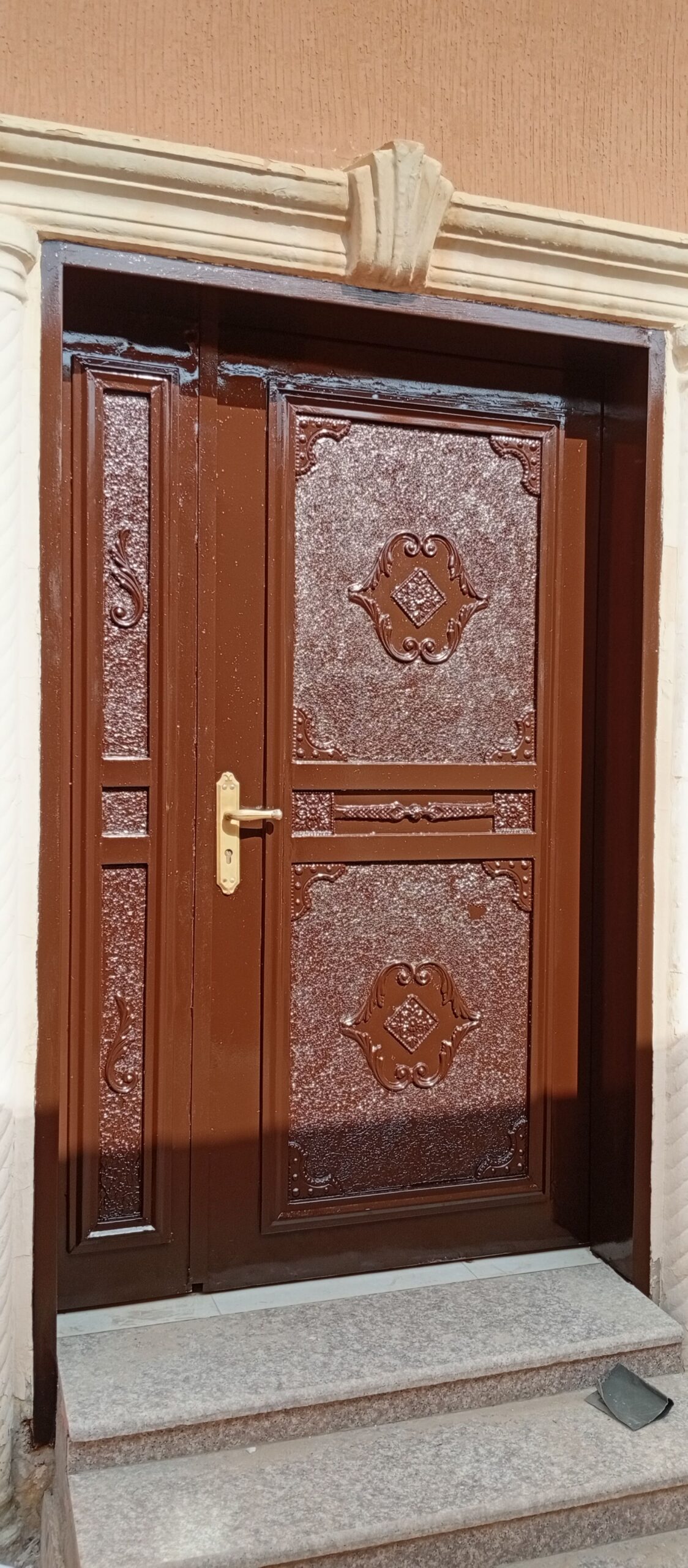 معلم دهانات وديكورات