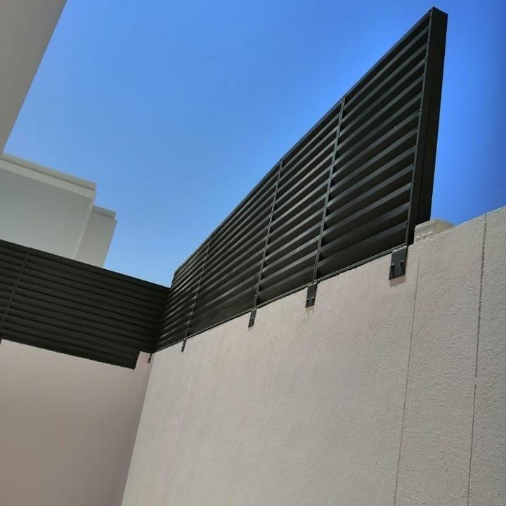 ساندوتش بانل بناء ملاحق سندوتش بنل مظلات وسواتر بر