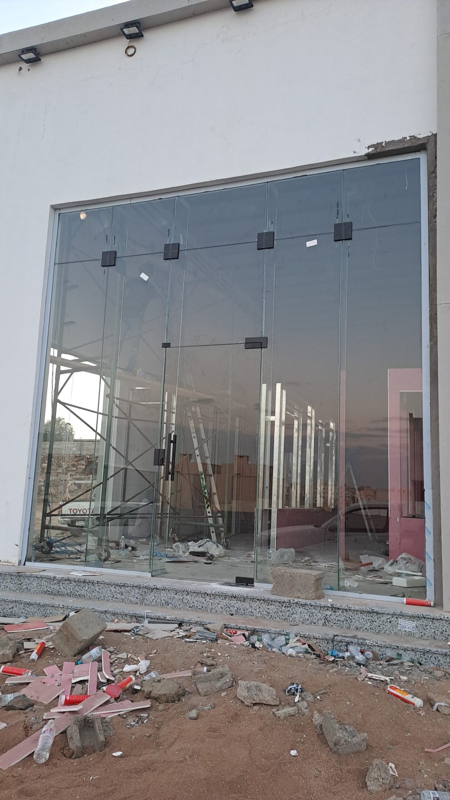 زجاج سكريت ابو نصار ..خميس مشيط