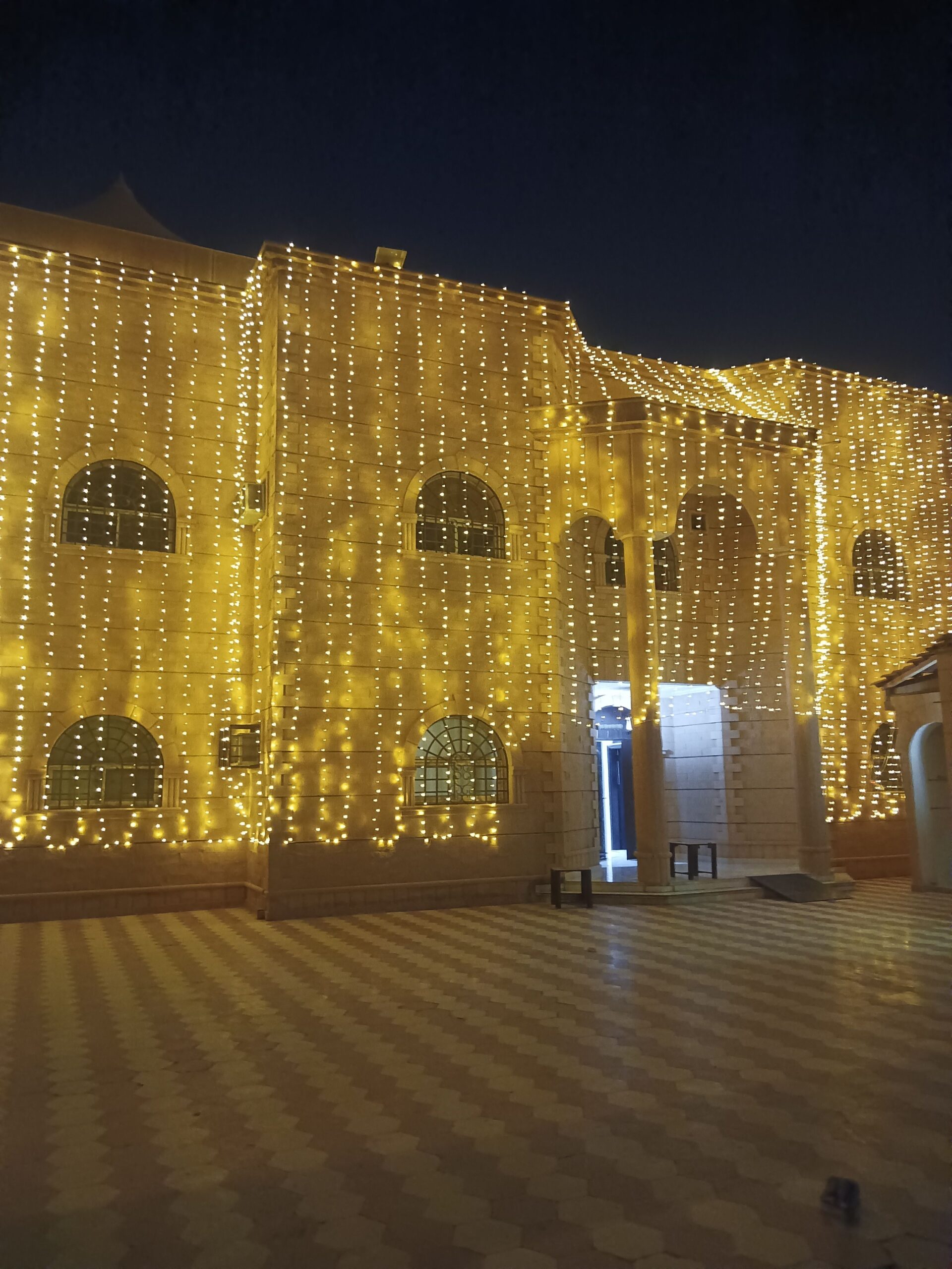 تركيب عقود زينه عقود اضاءه ليد شبكه كويتي لجميع ال