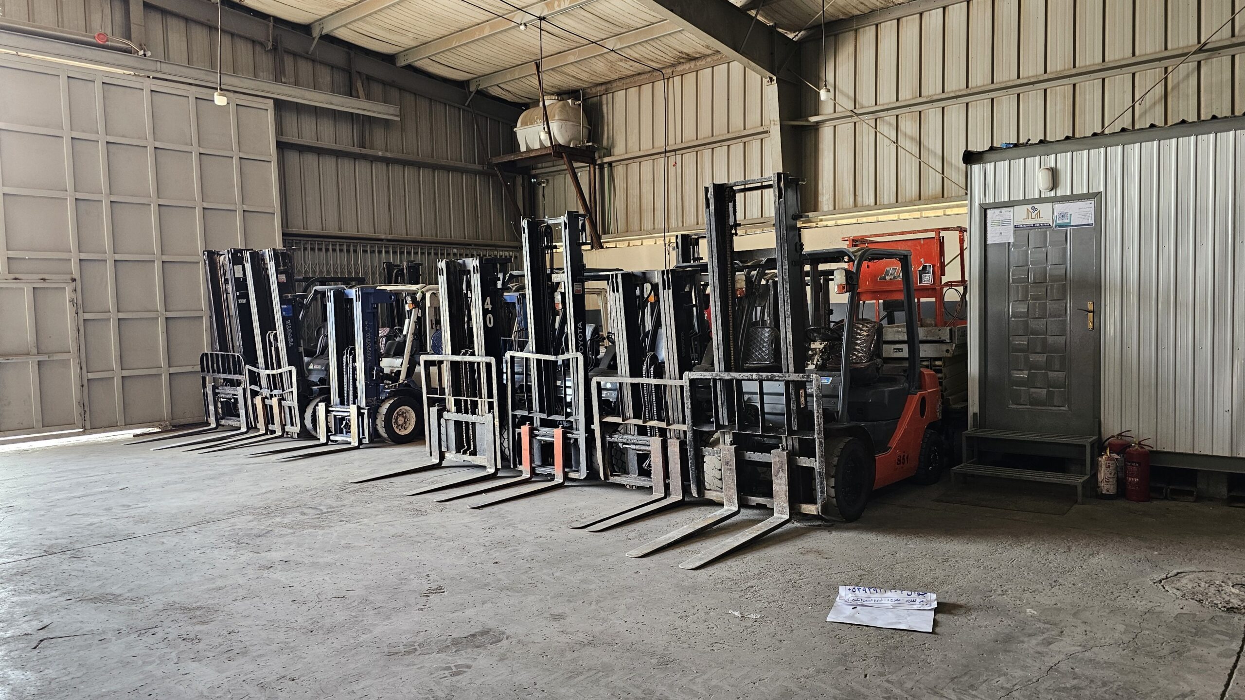 رافعه شوكيه للايجار فوركلفت forklift for rent رافع