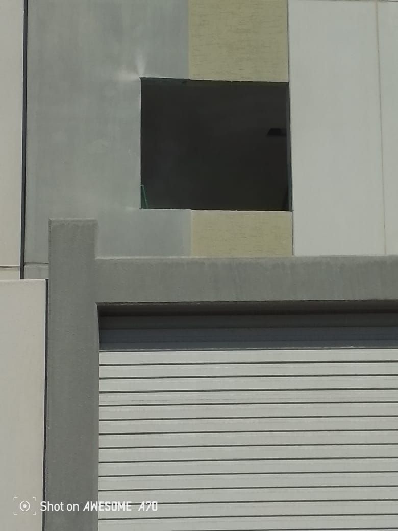 للقص وتكسير الجدارن وابواب