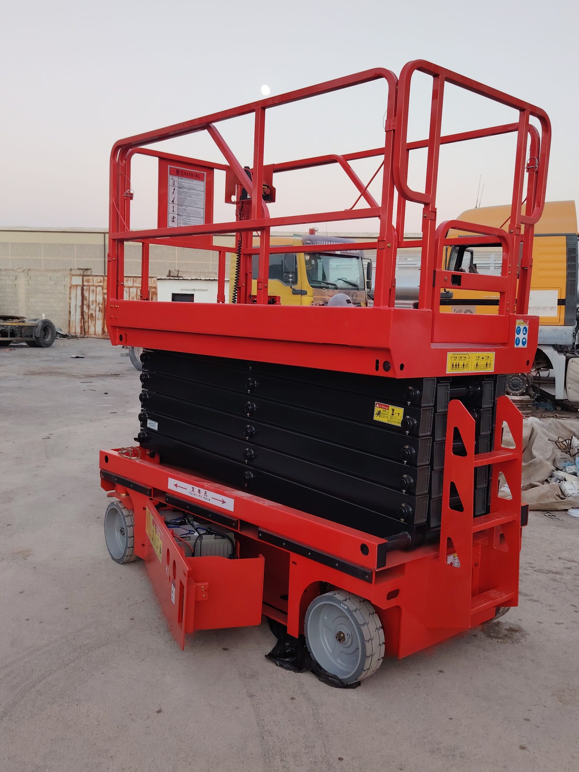 سيزرلفت مان لفت رافعات عمال رافعات مقصيه للإيجار س