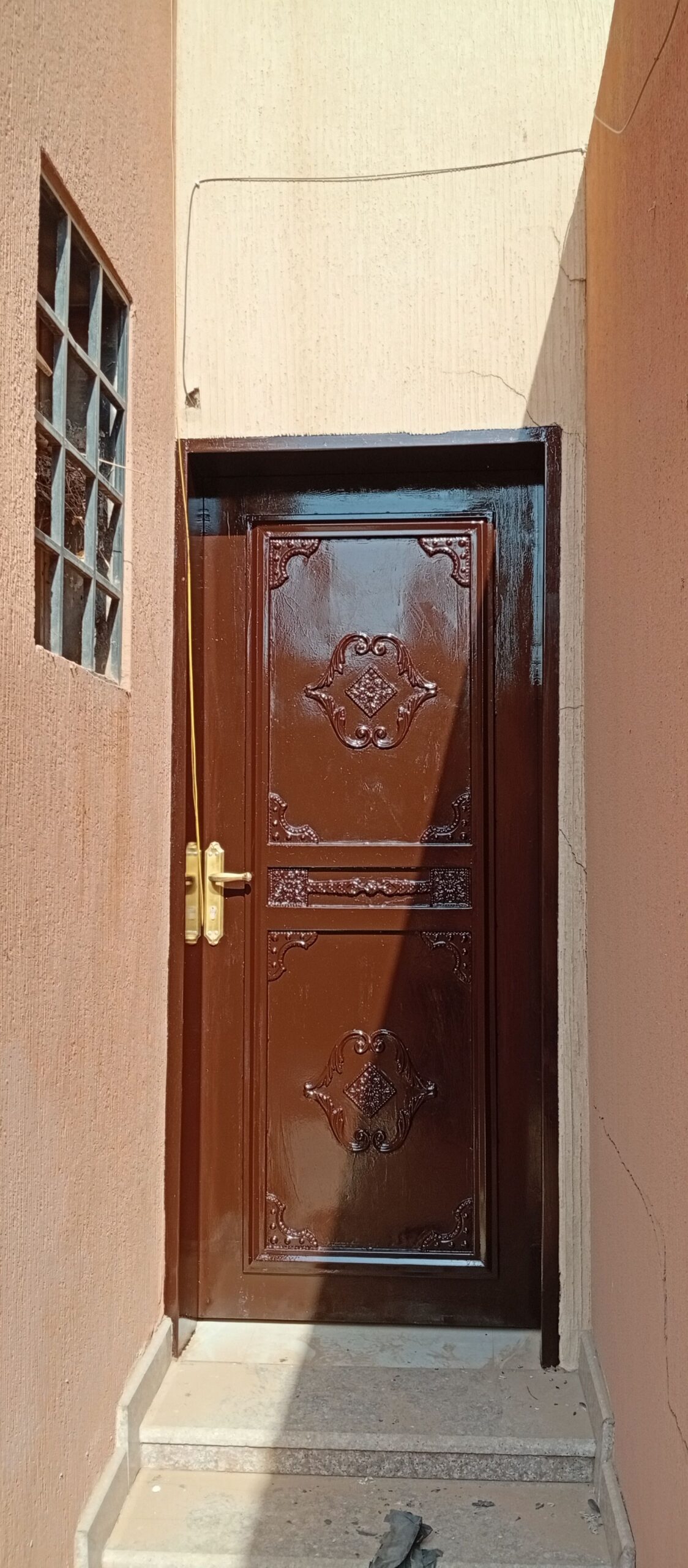 معلم دهانات وديكورات