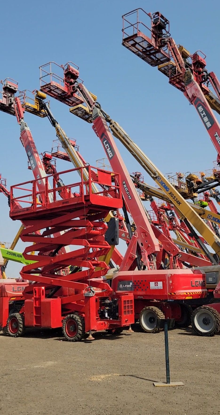 1. سيزر لفت 6 متر: موديل حديث للإيجار – ارتفاع 6 أ