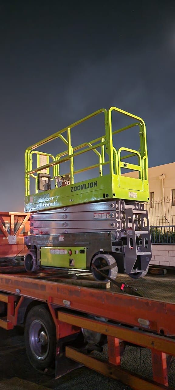 سيزرلفت8متر للايجار موديل حديث باسعار مناسبة اوراق