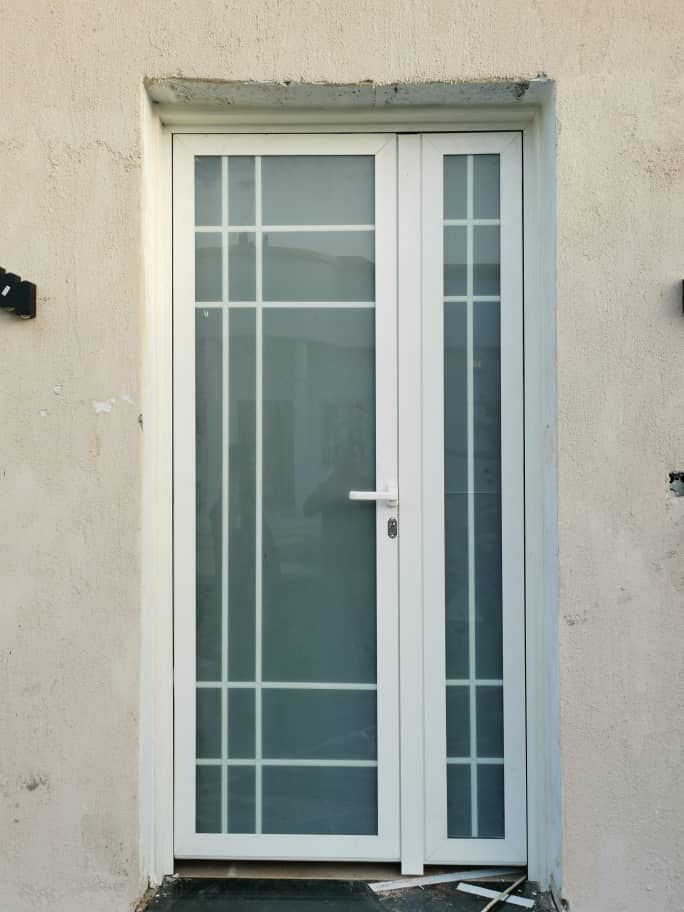 فني مطابخ فك تركيب صيانه تفصيل تغيير رخام طبيعي صن