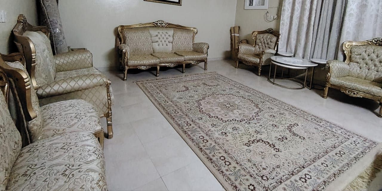 كنب مستعمل بحالة جيدة