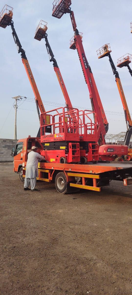 سيزرلفت للايجار مانلفت للايجار رافعة عمال للايجار