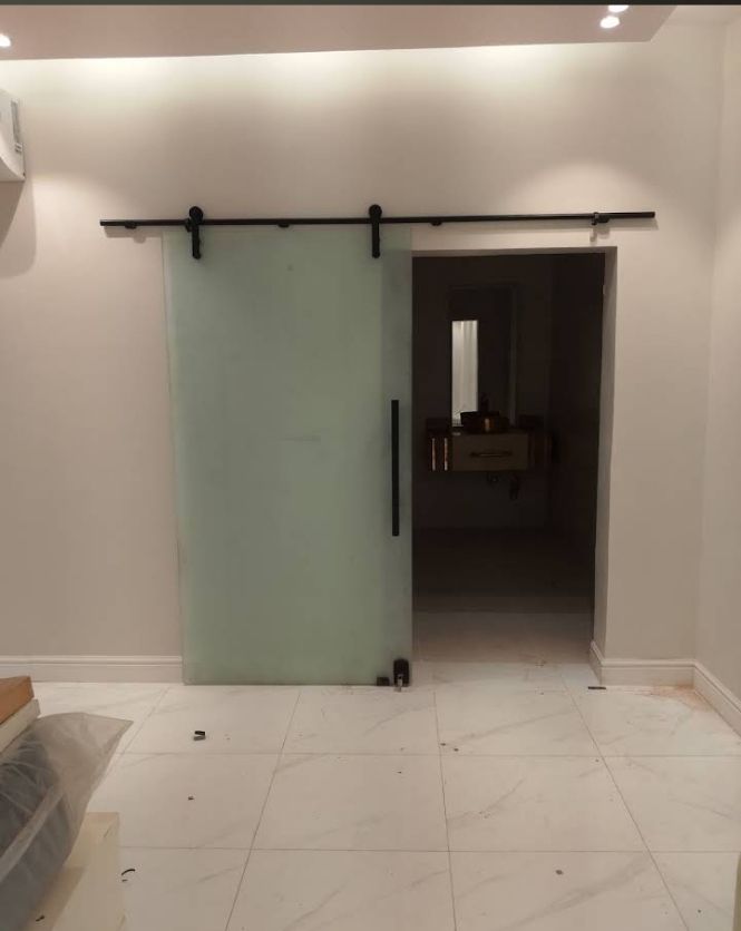 زجاج سكريت الرياض 0558037958