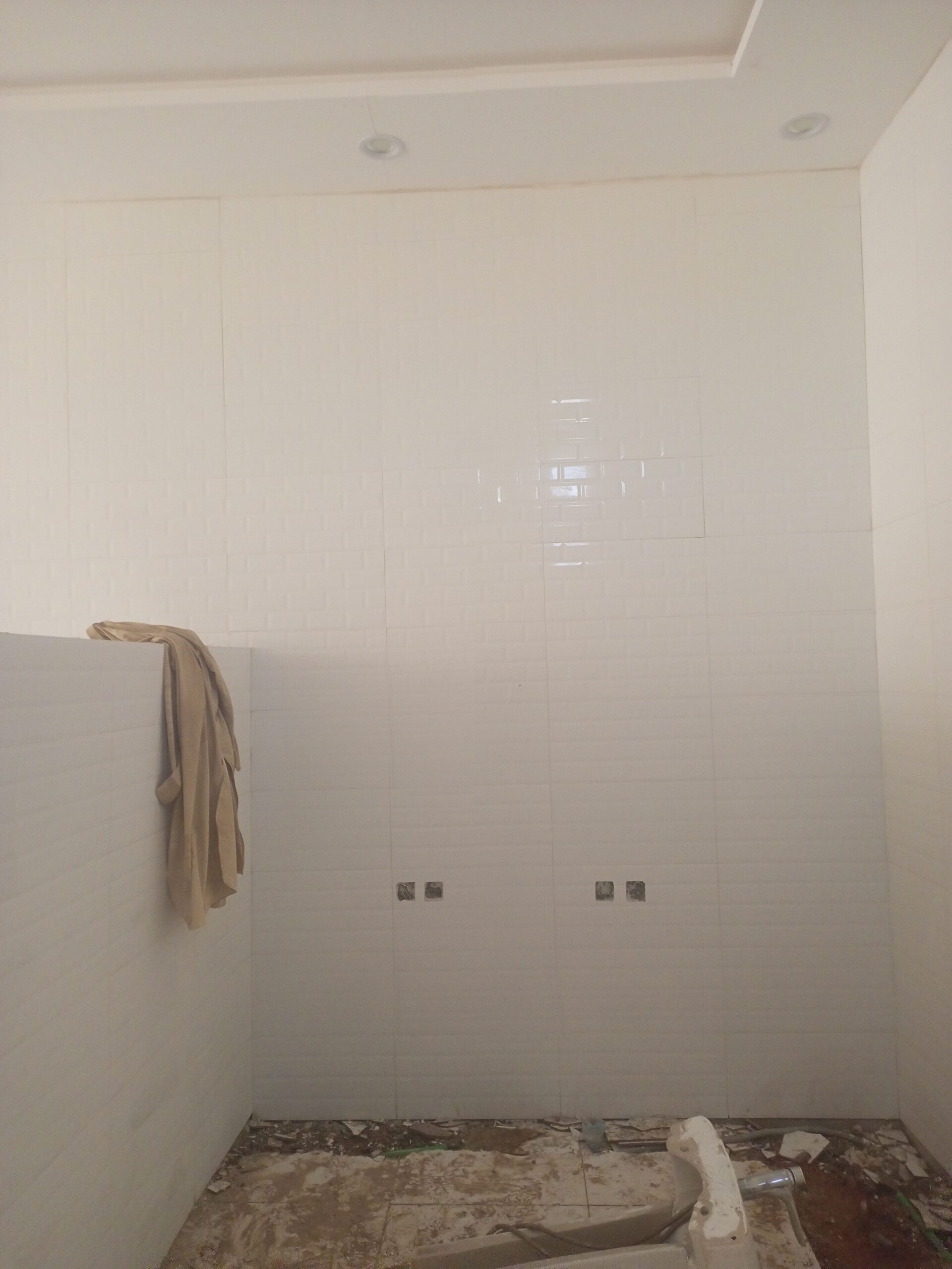 معلم بلط السيراميك البرسلان داخل الرياض