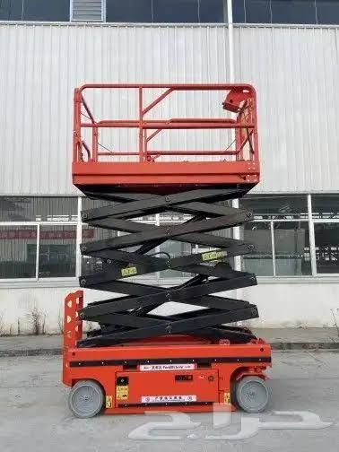 متوفر سيزرلفت مانلفت للايجار باحدث الموديلات