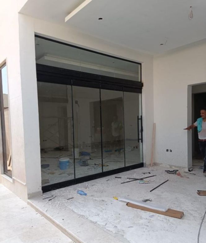 زجاج سكريت الرياض 0558037958