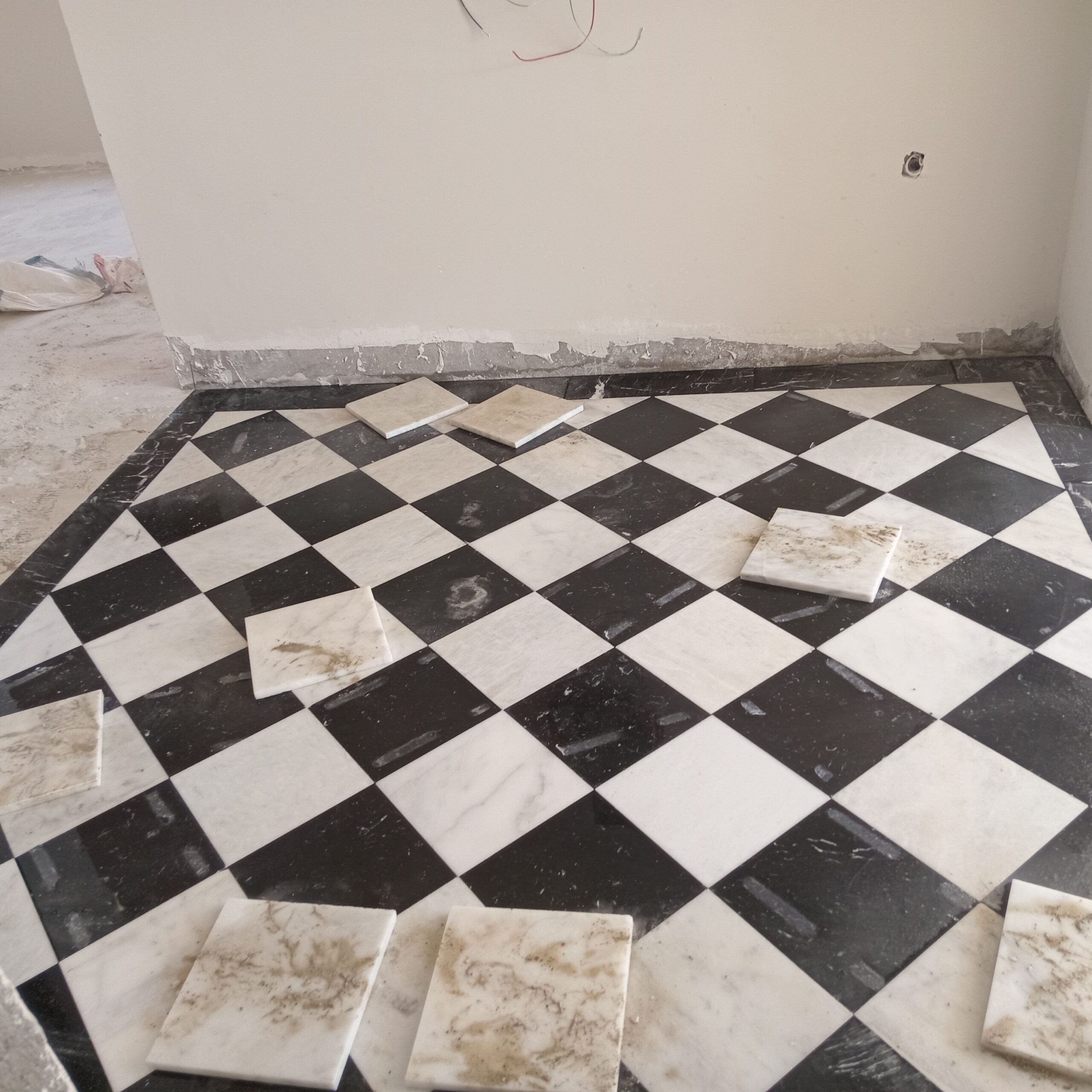 تركيب ألواح البورسلان وتركيب جميع أنواع البورسلان