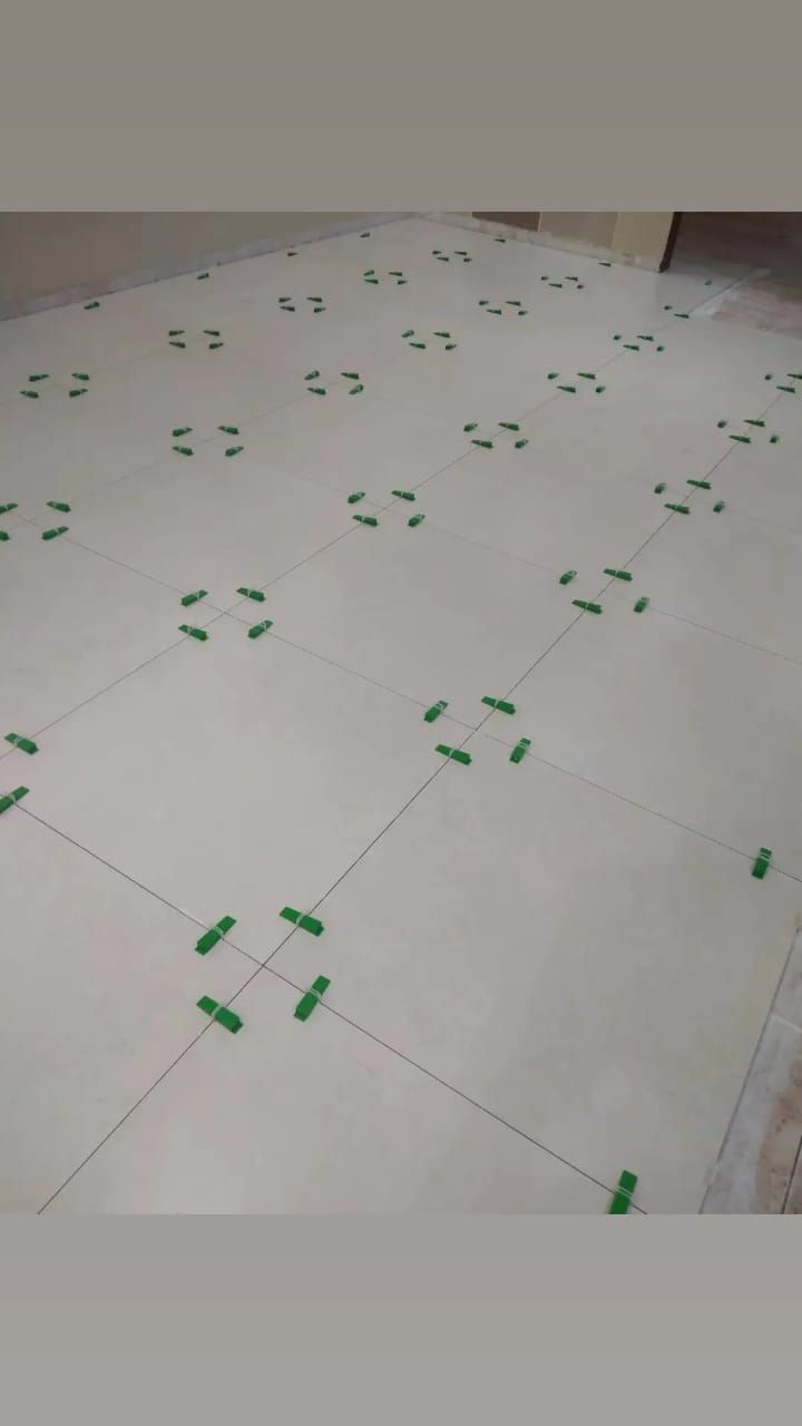 مقاول تكسير وترميم بلاط وديكور